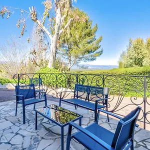  Appartement Spacieux Appartement, Jardin Et Piscine Prive