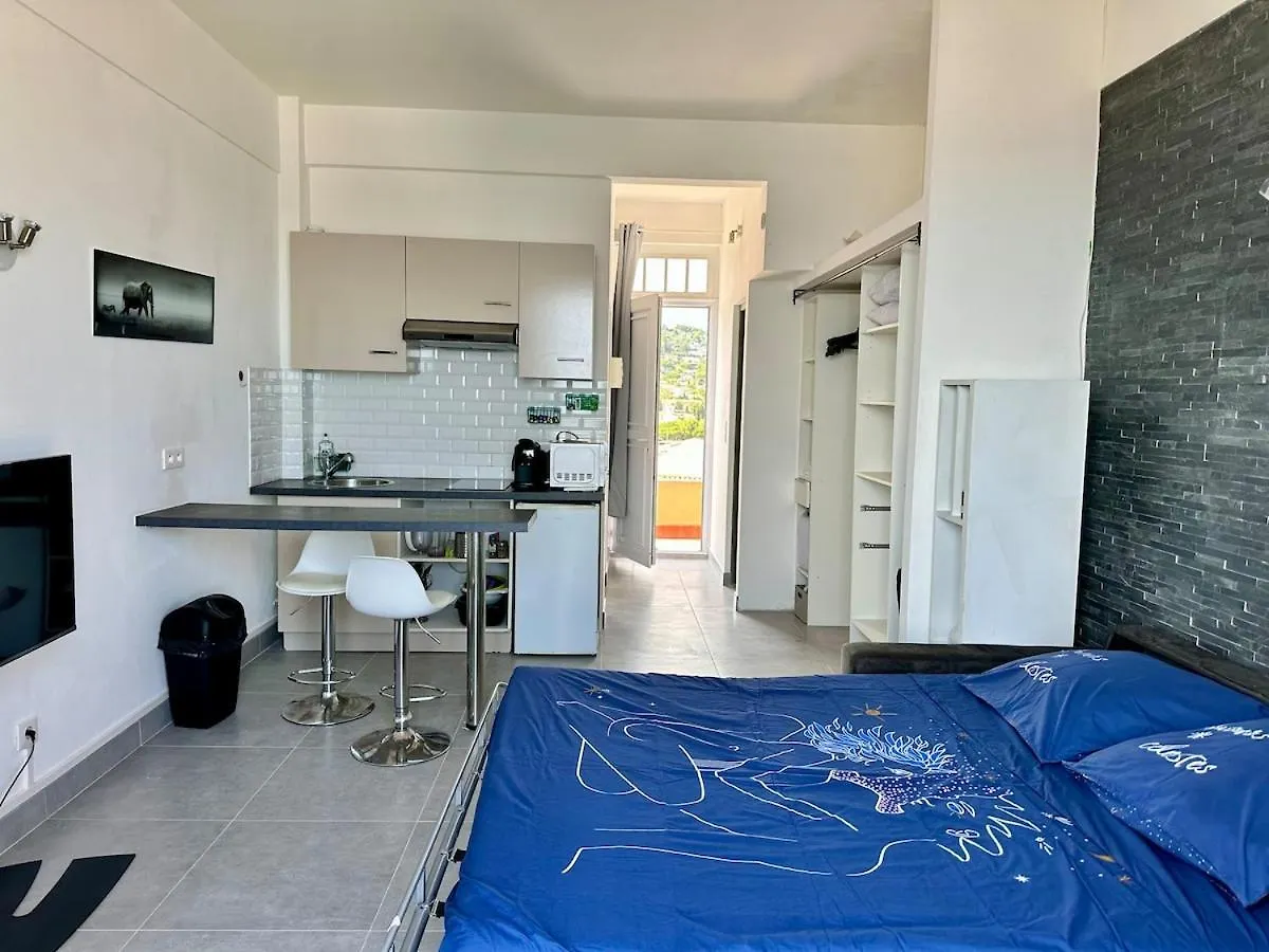 Grand Palais - Beautiful Top Floor Studio - Sea Front With Ac Vallauris France